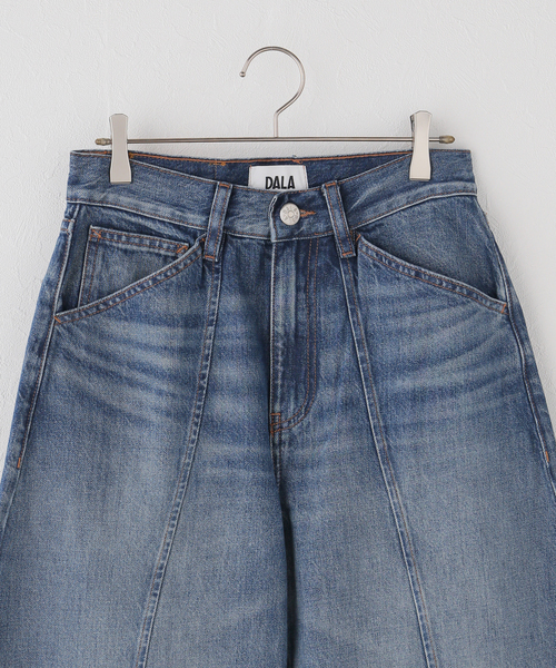 ジーンズ デニム デニムパンツ 「DALA / ダラ」 LIDO ANKLE JEAN W/SEAM BEIGE PATCH レディースの画像