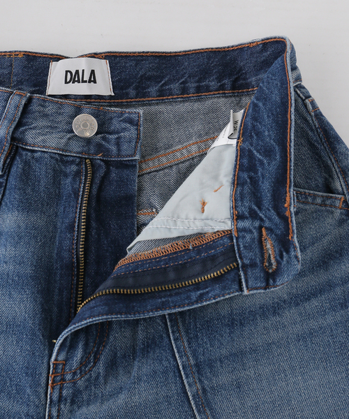 ジーンズ デニム デニムパンツ 「DALA / ダラ」 LIDO ANKLE JEAN W/SEAM BEIGE PATCH レディースの画像