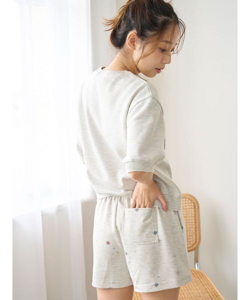 SNIDEL  CATスウェットセットアップ パジャマ スウェット SNIDEL HOME パジャマ ルームウェア CATスウェットセットアップ