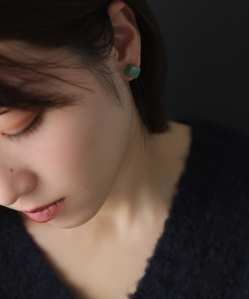 Lilas ピアス ラウンド*キューブカラーストーンピアス K10（両耳