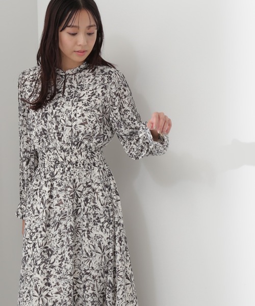 「NATURAL BEAUTY BASIC」 長袖ワンピース SMALL グレー系その他 レディースの画像