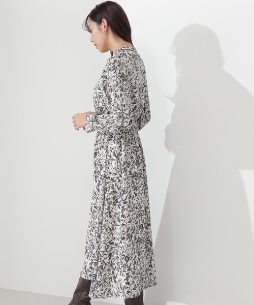 「NATURAL BEAUTY BASIC」 長袖ワンピース SMALL グレー系その他 レディースの画像