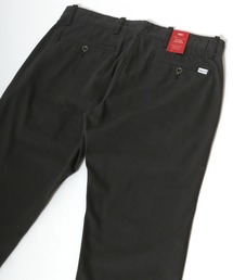 希少【限定モデル】リーバイス♤140周年ジョガーチノパンツ　メタルロゴ刻印ボタン Levi's チノパン Levi's/リーバイス ストレッチチノ レギュラー