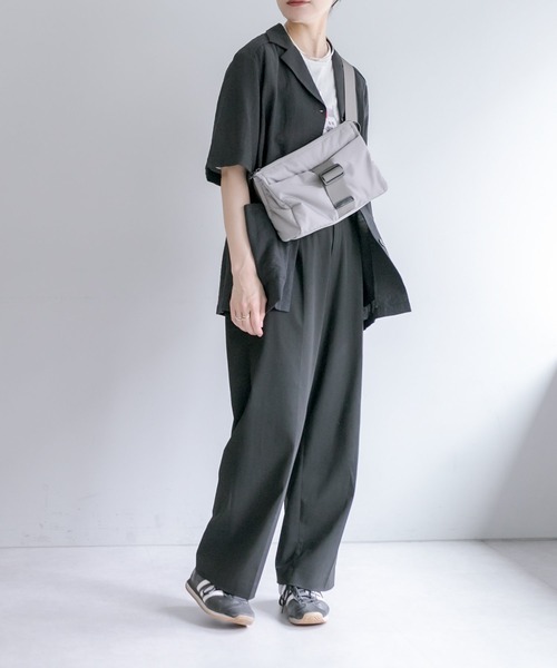 ショルダーバッグ バッグ 《撥水》バックルショルダーバッグ 撥水 ear