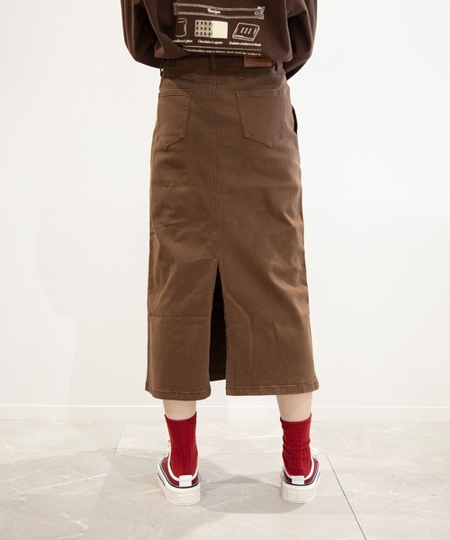 TUCK DESIGN DENIM SKIRT アリソンブラウン　デニムスカート TUCK DESIGN DENIM SKIRT アリソンブラウンデニムスカート