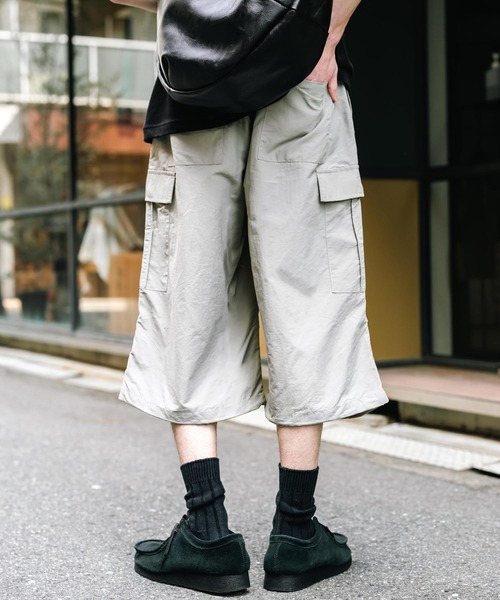 希少 DimMoire ワイドカーゴパンツ ハーフパンツ 白 ユニセックス M Rocky Monroe（ロッキーモンロー） ハーフパンツ ワイドパンツ カーゴ