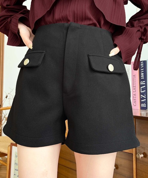 moment+ パンツ 微起毛ウールライク金ボタンフラップショートパンツ