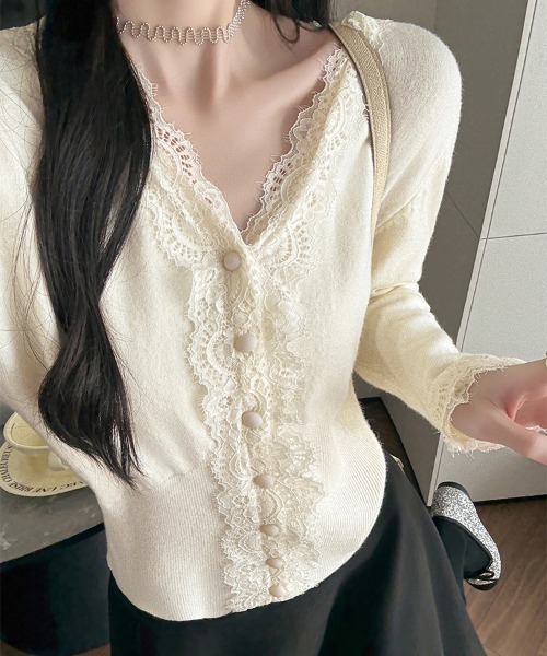 美品 ランバンコレクション レース装飾 クルーネック 長袖 ニット カーディガン ＆soiree（アンドソワレ） カーディガン レース付きニットカーディガン