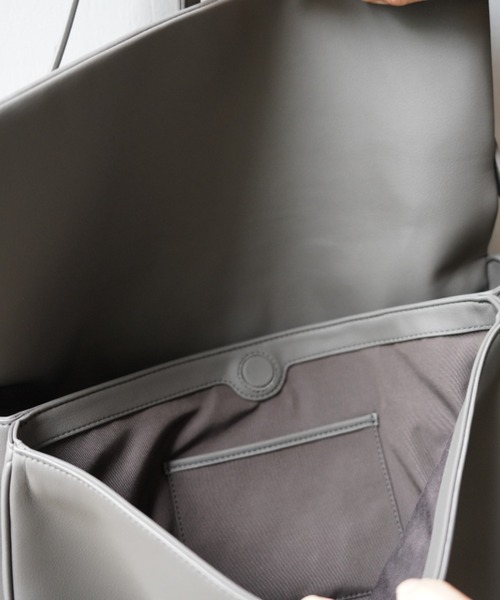 ADD CULUMN（アドカラム） ショルダーバッグ バッグ TABLET MESSENGER