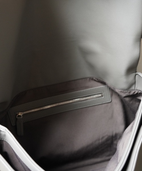 ショルダーバッグ バッグ ADD CULUMN(アドカラム) TABLET MESSENGER レディースの画像