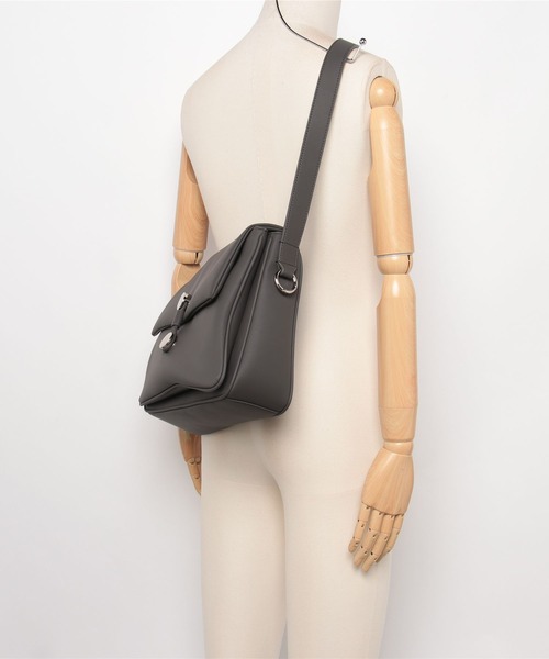 ADD CULUMN(アドカラム) ショルダーバッグ バッグ TABLET MESSENGER ADD CULUMN(アドカラム) ショルダーバッグ バッグ TABLET MESSENGER