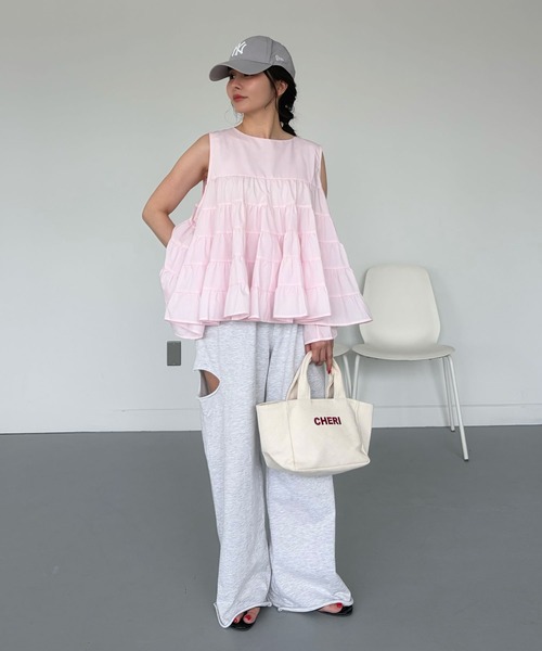 CHERI since1985 タンクトップ ノースリーブ ティアードフレア