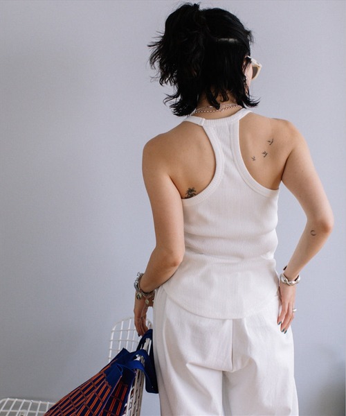 pat in halterneck tops レディース