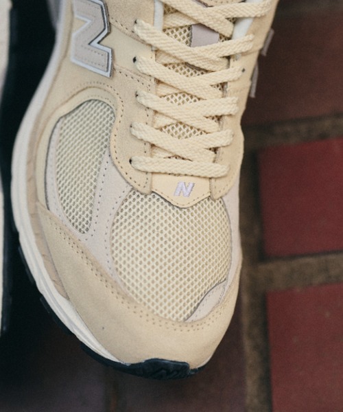 New Balance スニーカー M2002RFI OFF WHITE メンズ レディース
