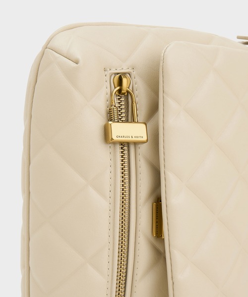 CHARLES & KEITH◇キルティングポーチ/ショルダーバッグ◇送料込 org.jpg