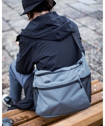 バッグ Everyday Use Middle Shoulder Bag One Everyday Use Middle Shoulder Bag One BLACK(AC-25SU40300019