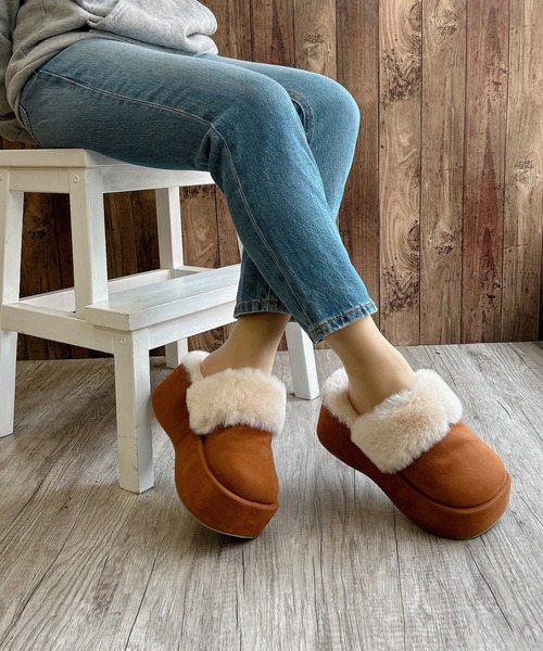 Noubel Voug Relax サンダル フェイクファー プラットフォーム