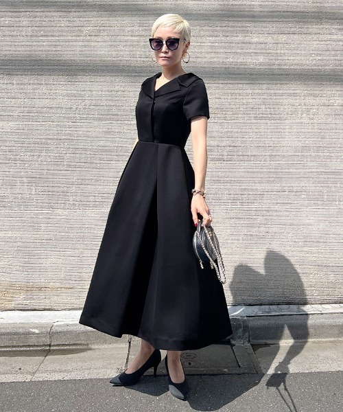 [JENNE] короткий рукав One-piece SMALL черный женский 