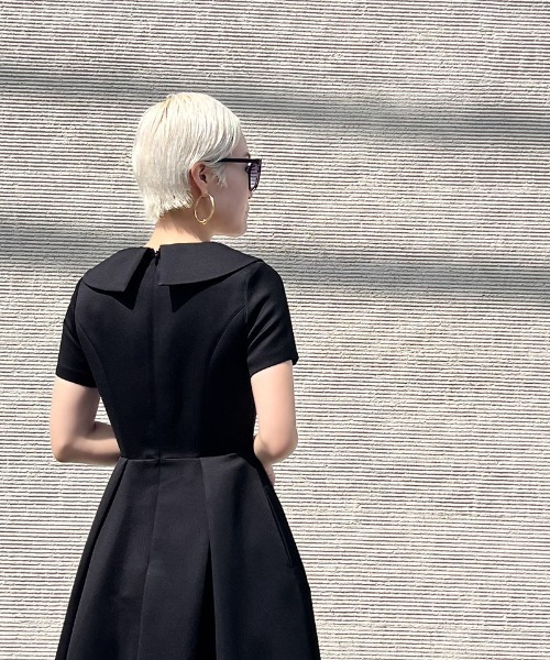 [JENNE] короткий рукав One-piece SMALL черный женский 