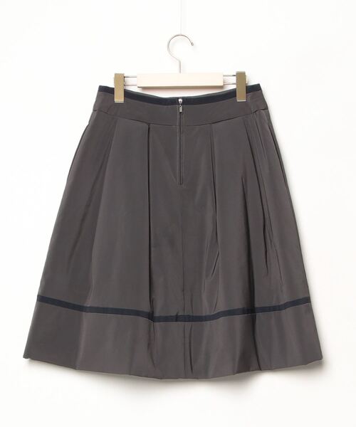 FOXEY フレアスカート ダークグレー 40 FOXEY NEW YORK 「FOXEY YORK」 フレアスカート 40 グレー