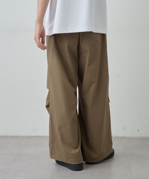 COLONY 2139（コロニー トゥーワンスリーナイン） パンツ パラシュート