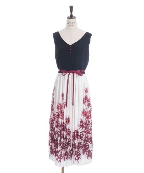 axes femme（アクシーズ ファム） ワンピース 彼岸花柄プリーツ