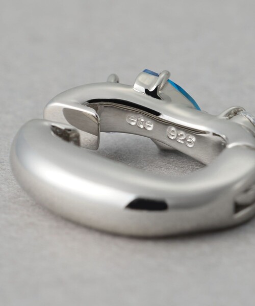 ete（エテ） イヤリング ビジュー ハグイヤリング レディース