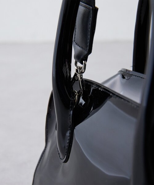 Whim Gazette（ウィム ガゼット） ボストンバッグ 「Hoaw.」PVC