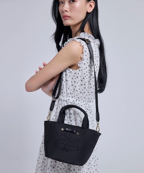 TOCCA（トッカ） ショルダーバッグ バッグ CARVED LOGO POCHETTE