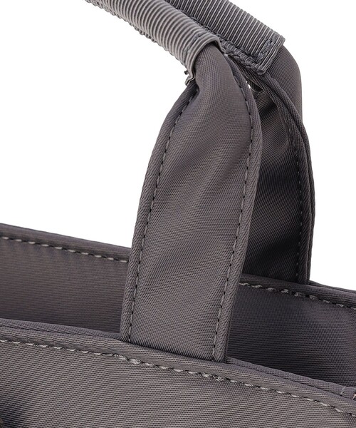TOCCA（トッカ） ショルダーバッグ バッグ CARVED LOGO POCHETTE