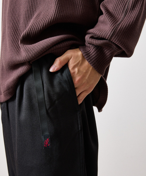 「And A」 スラックス MEDIUM チャコールグレー メンズの画像