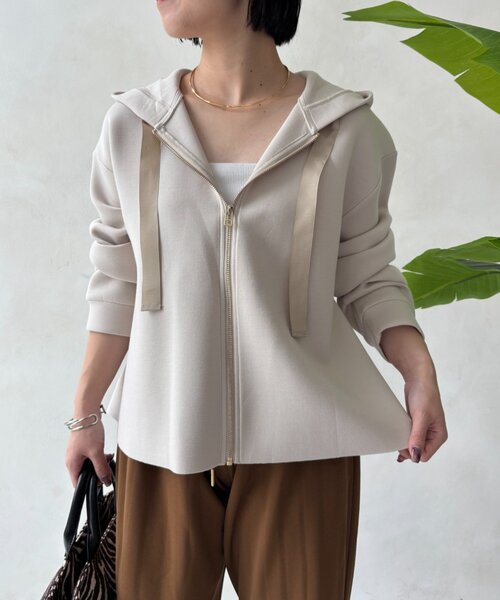 Jena espace merveilleux（ジェナ エスパスメルヴェイユ） tシャツ