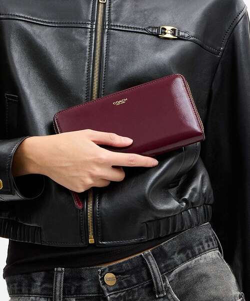 COACH 長財布 SV/BKエンボス アコーディオンラウンドジップ ブラック COACH（コーチ） 長財布 財布 ニューヨーク アコーディオン ジップ