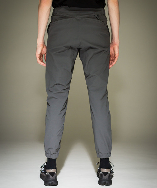 WHITE MOUNTAINEERING パンツ カーゴパンツ 【White