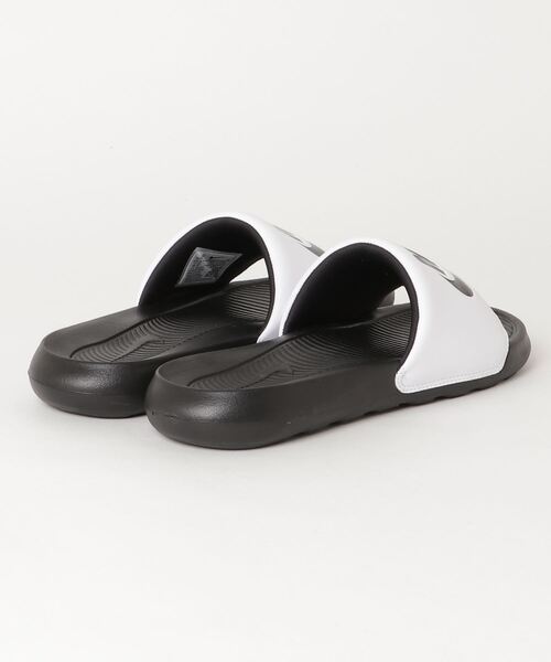 NIKE（ナイキ） サンダル VICTORI ONE SLIDE MCN9675 005BLK/BLK/WHT