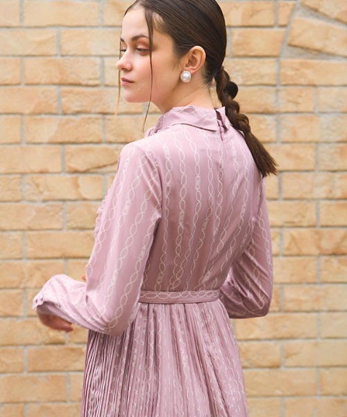 ERADIE ワンピース Bowtie pleated dress ボウタイプリーツワンピース