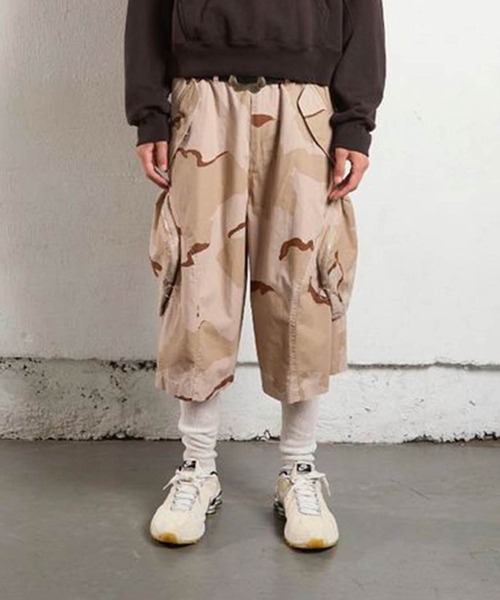パンツ NVRFRGT 3D twisted cargo short pants 1 NVRFRGT カーゴパンツ 3D TWISTED CARGO SHORTS メンズ