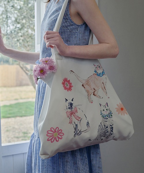 ねこ　キャシーさんのプリントのバック　月花美人のバック ねこ様専用 キャシーさんのプリントのバック 月花美人のバック