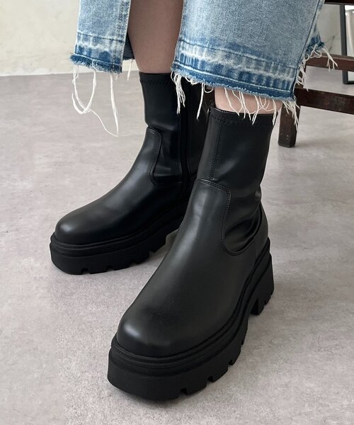 ♦️美品♦️ Dr.Martens JADON MAX VEGAN 8 ホールブーツ Dr.Martens ブーツ 「Dr.Martens」JADON MAX VEGAN 8 ホール