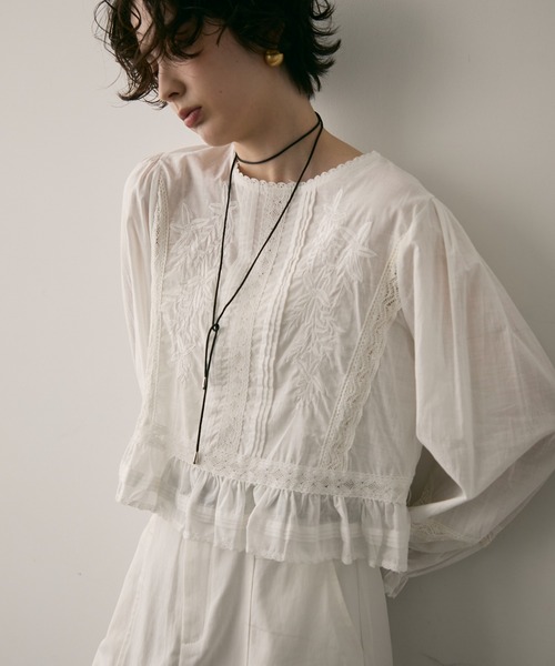 yori フリル刺繍ブラウス yori – yori shirocon