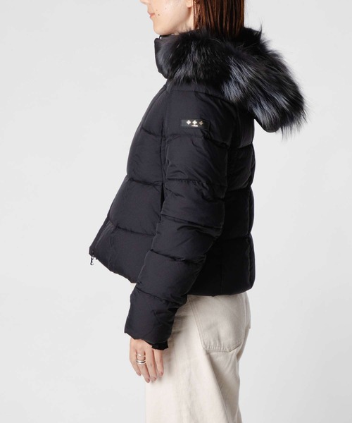 11909【美品・人気モデル】TATRAS ショート丈ダウンジャケット　黒 TATRAS（タトラス） ダウンコート ダウンジャケット TATORAS AVECI