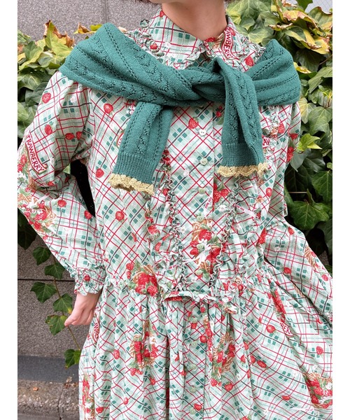 ワンピース 苺リースプリントミディワンピースの画像