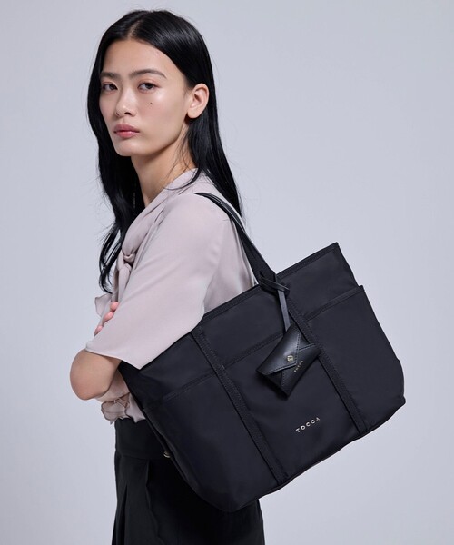 TOCCA（トッカ） トートバッグ T-LETTERA NYLON BAG ナイロンバッグ