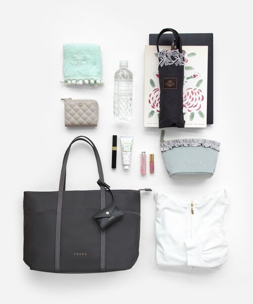 TOCCA（トッカ） トートバッグ T-LETTERA NYLON BAG ナイロンバッグ