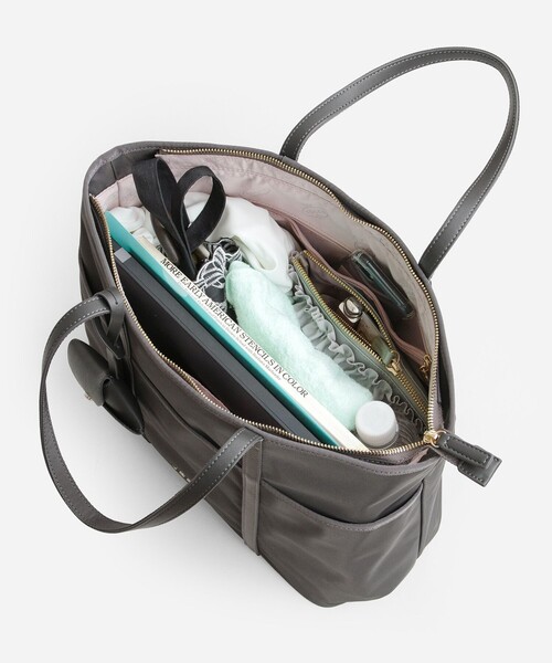 TOCCA（トッカ） トートバッグ T-LETTERA NYLON BAG ナイロンバッグ
