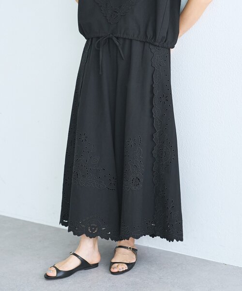 パンツ フラワーカットワークパネル刺繍パンツ「15 quinze」 レディース メンズの画像