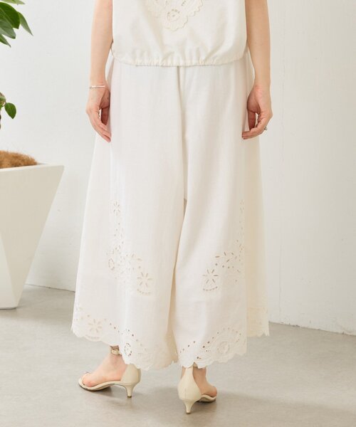 パンツ フラワーカットワークパネル刺繍パンツ「15 quinze」 レディース メンズの画像
