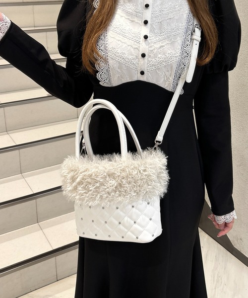 新品☆可愛い ビジュー付き 2way ショルダーバッグ さきまるちゃんコラボ♡キラキラビジュー2wayショルダーバッグ