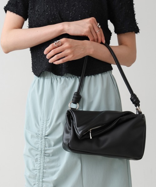   ブラックショルダーバッグ BAB（バブ） ショルダーバッグ バッグ ZIPデザイン2WAYショルダー