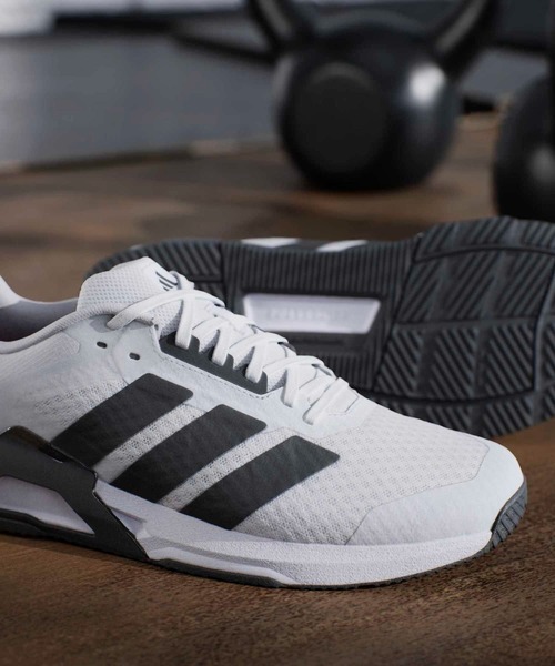 adidas（アディダス） スニーカー ドロップセット コントロール